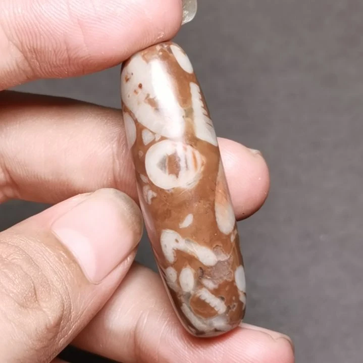 玛瑙/玉髓未镶嵌珠宝奇石