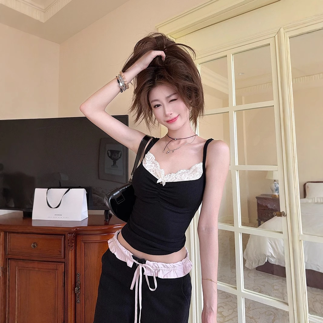 2025年夏季新款一字肩两穿蕾丝拼接吊带背心女夏显瘦外穿无袖上衣