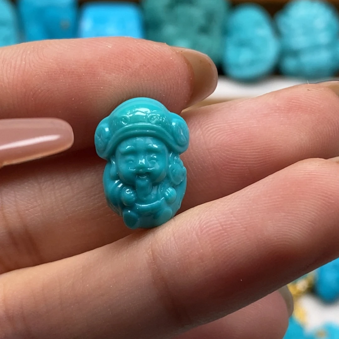 绿松石未镶嵌颈饰