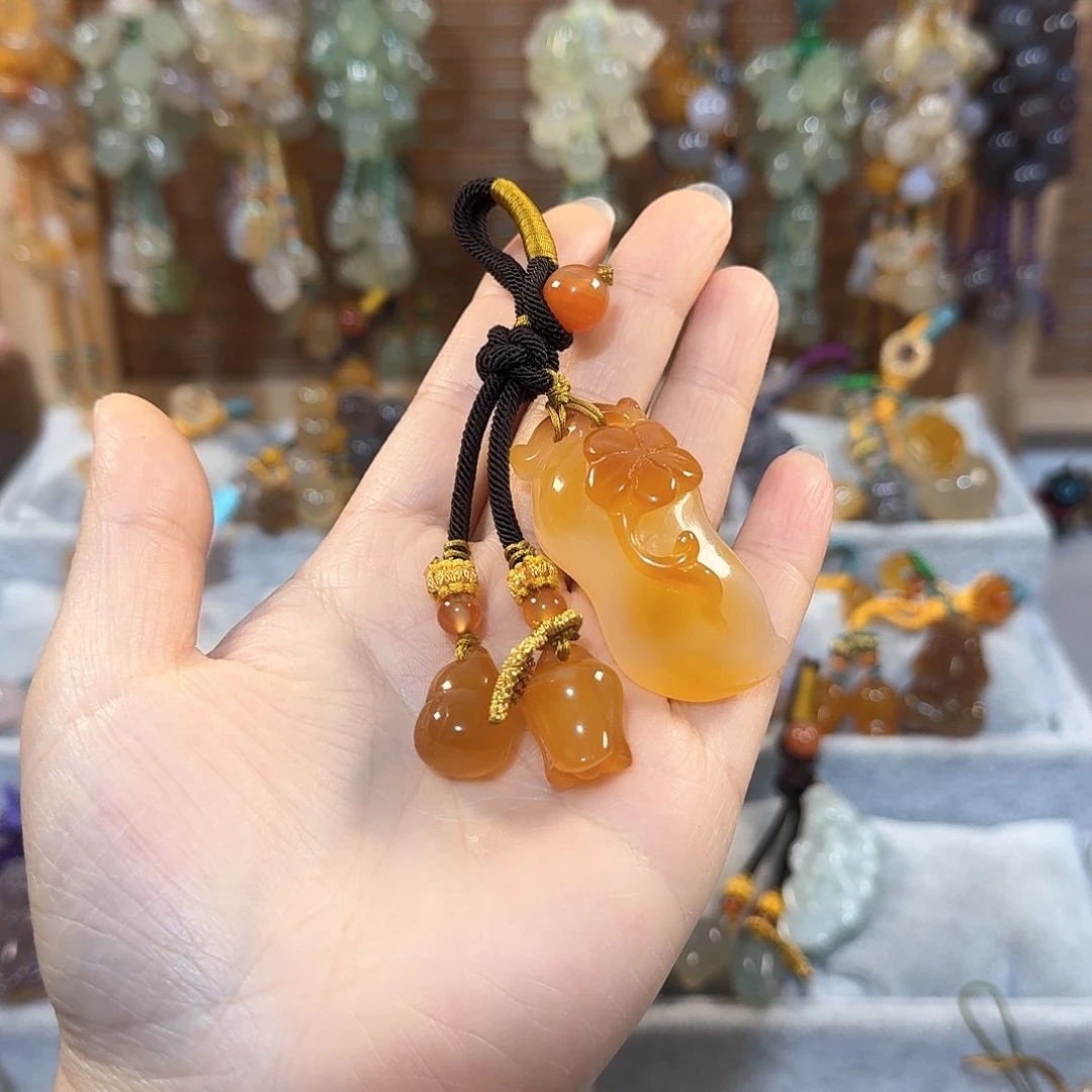 玛瑙/玉髓挂件未镶嵌会**鱼