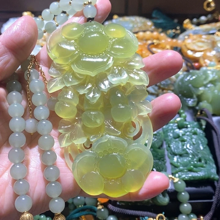 岫玉毛衣链未镶嵌