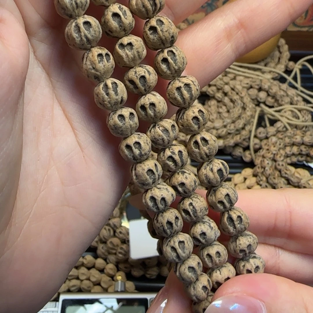 。***柏香籽/百香籽吊坠