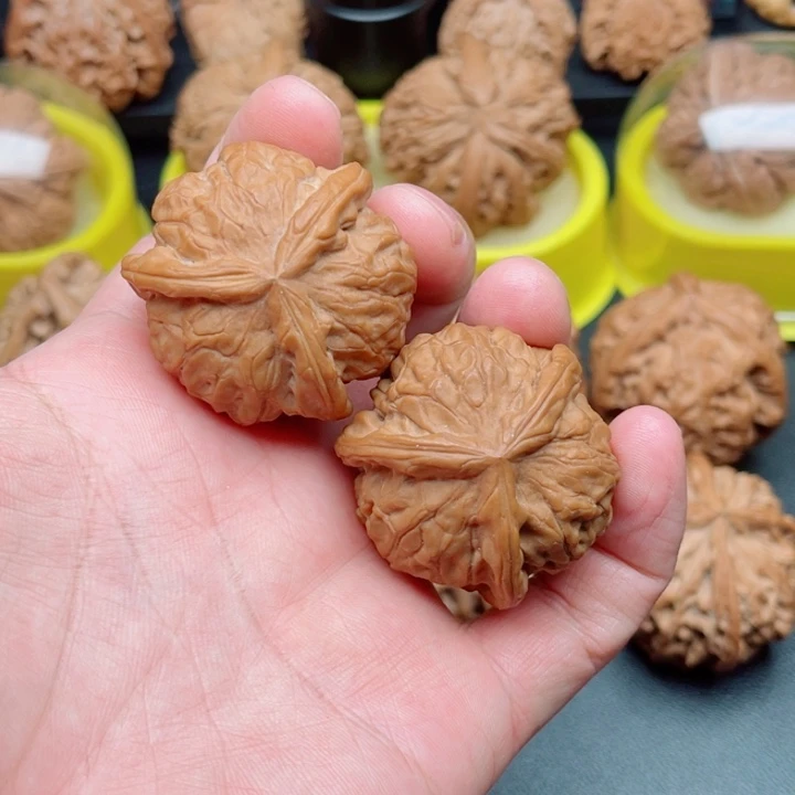 吊坠文玩核桃石门元宝三棱39×38×38