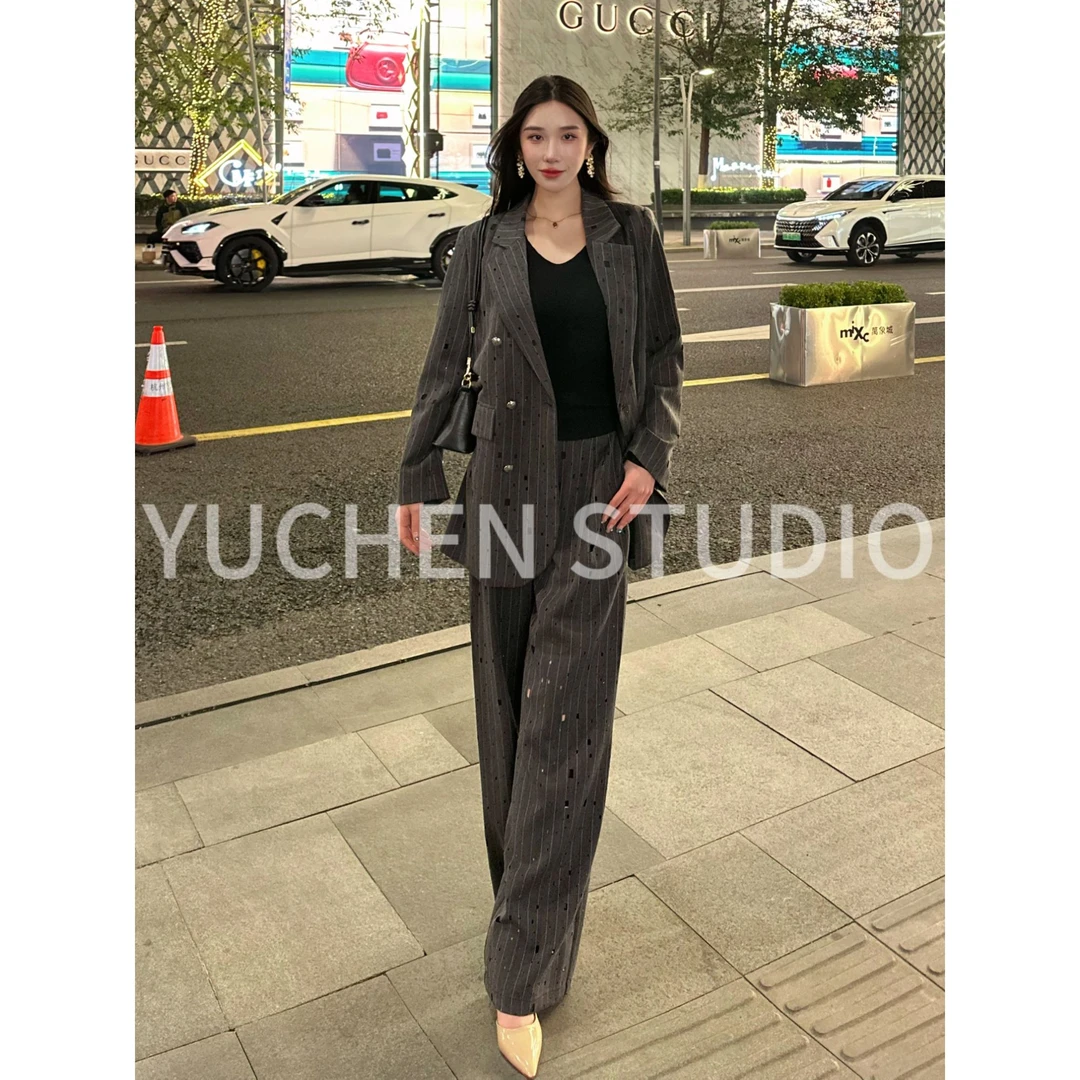 2025秋装设计师款时尚套装女 COCOB0025619