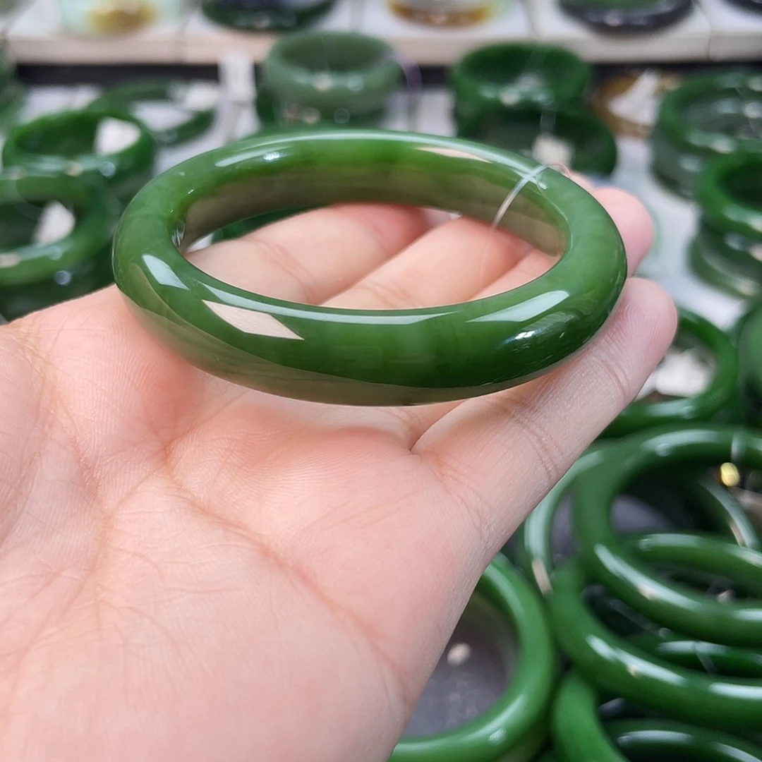 和田玉（碧玉）手镯未镶嵌