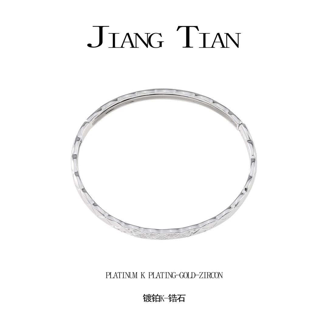 铜合金合成锆石手镯 CNC精工  菱格银色经典手镯  B2022