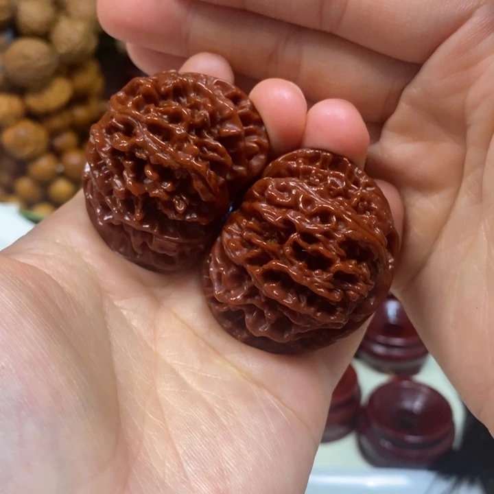 吊坠文玩核桃玉玲珑44肚41