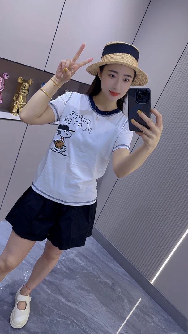 重工刺绣卡通短袖