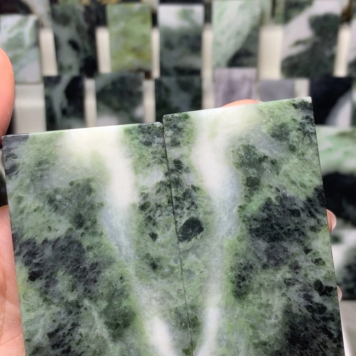 独山玉颈饰未镶嵌L****n