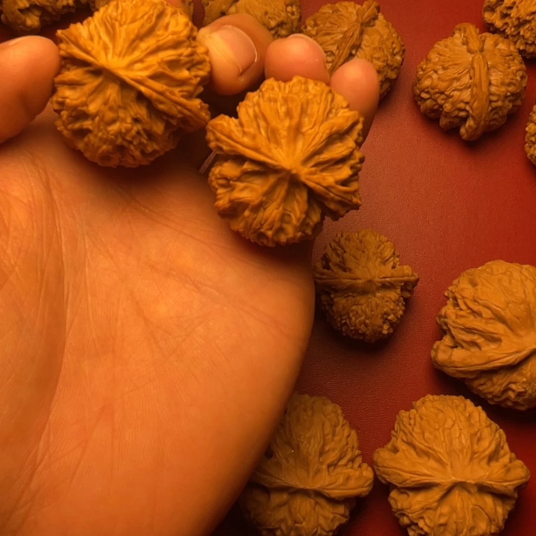 文玩核桃把件普*多苹果园