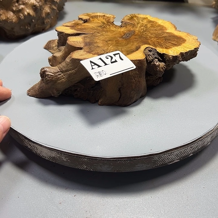 樱***沟大果紫檀（缅甸花梨）