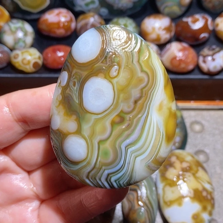 未镶嵌玛瑙/玉髓珠宝半成品90