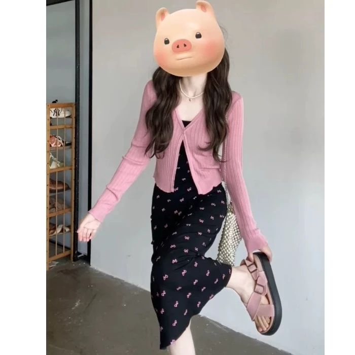 2025春季新款女法式气质薄款修身针织开衫收腰显瘦碎花吊带连衣裙