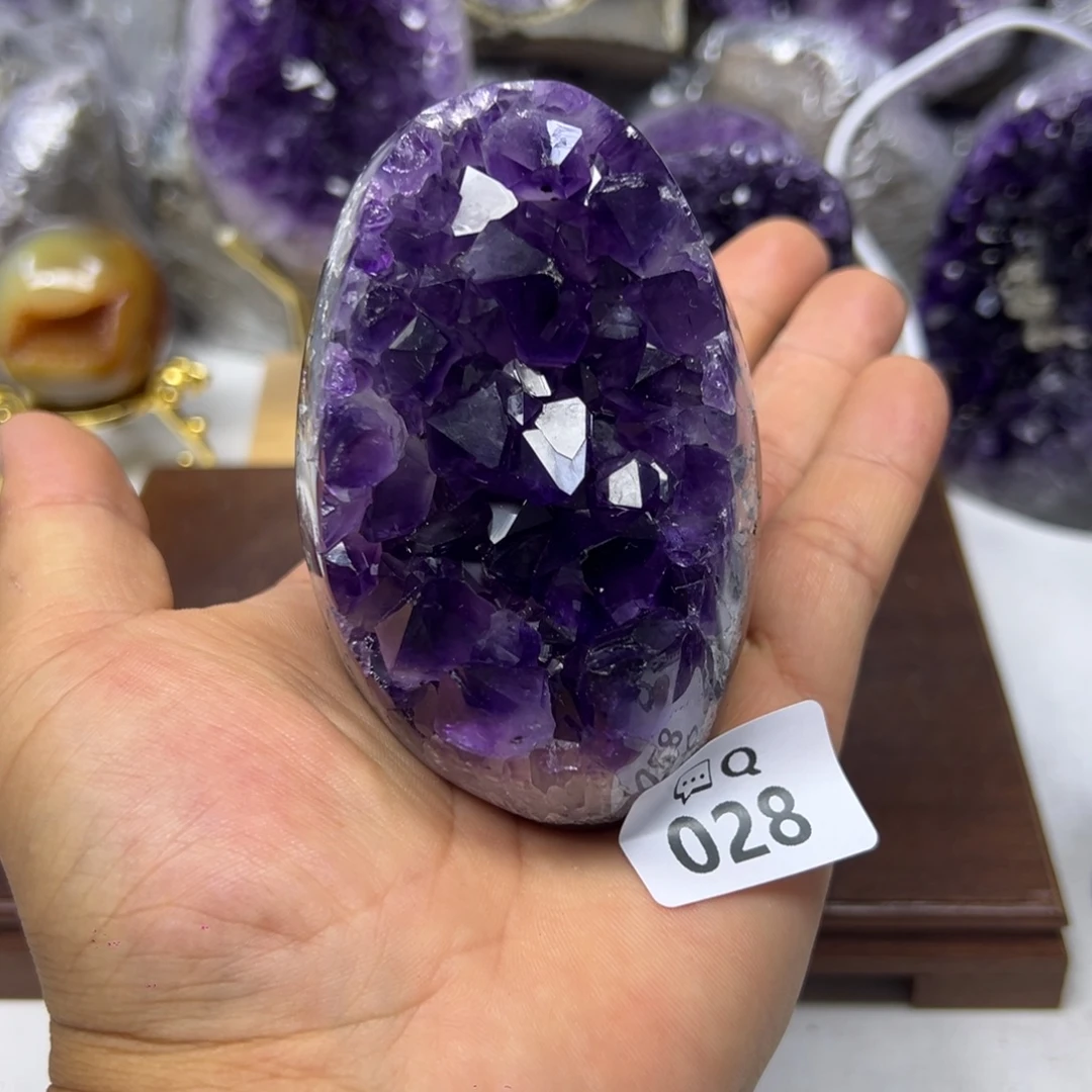 皮****未镶嵌大型摆件（非配饰）水晶