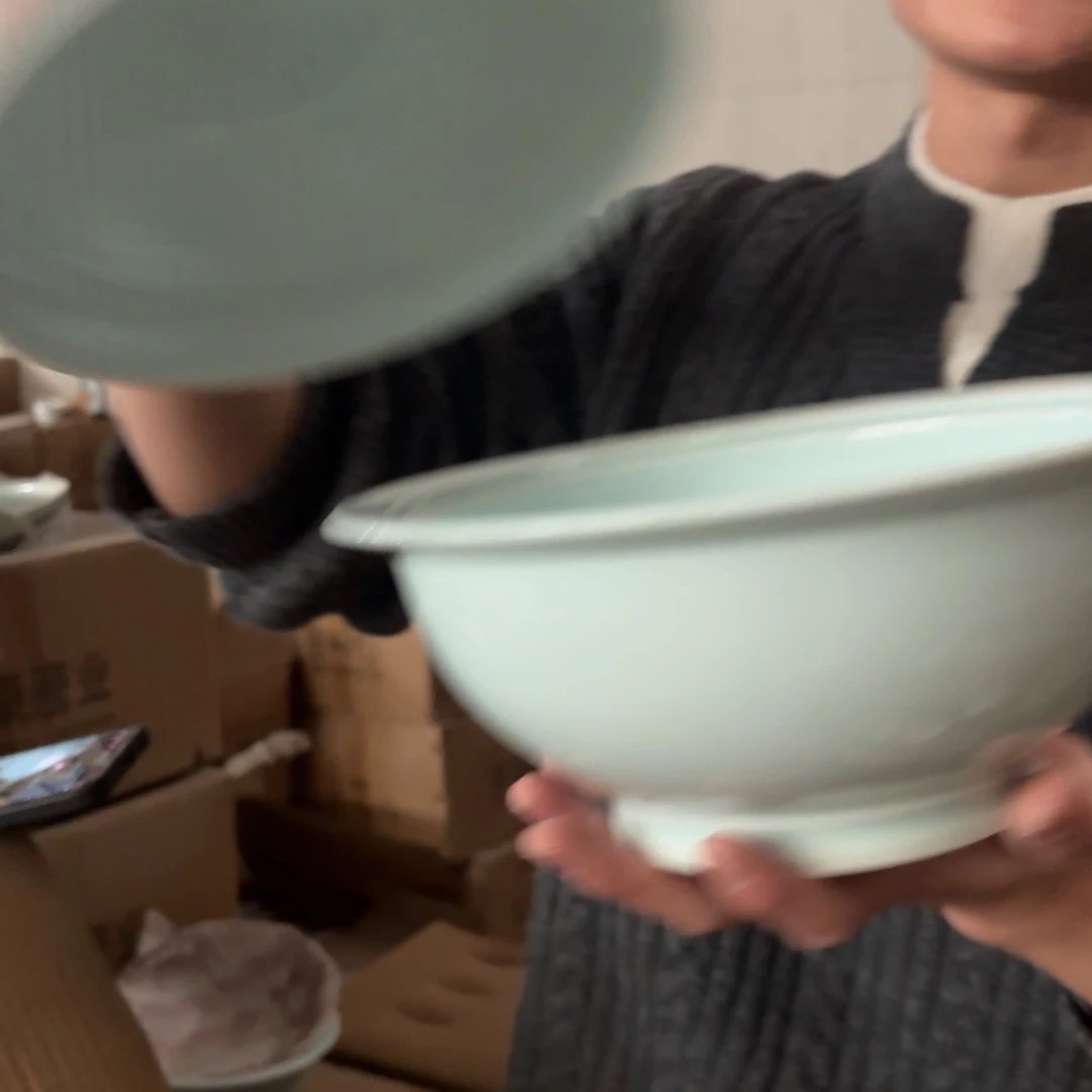 陶瓷9英寸影青高脚汤煲带盖1只微瑕