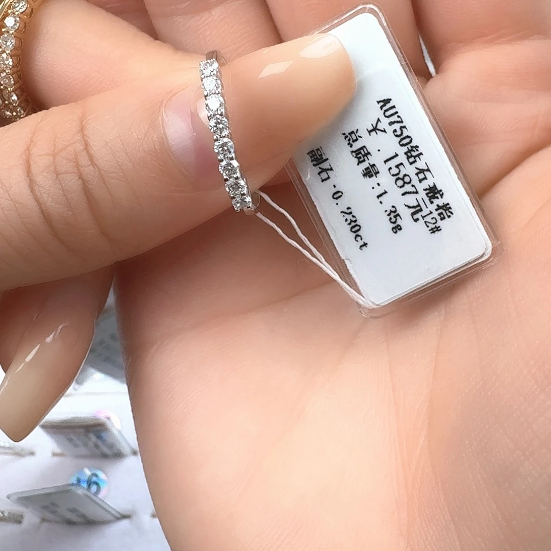 钻石戒指/指环18K金镶嵌