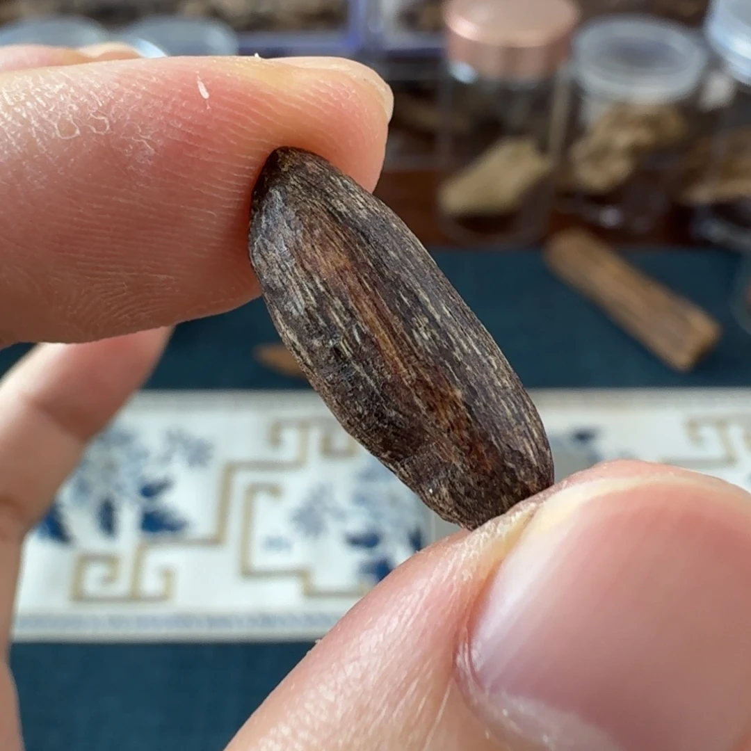 沉香香港大屿山棋韵瓜子