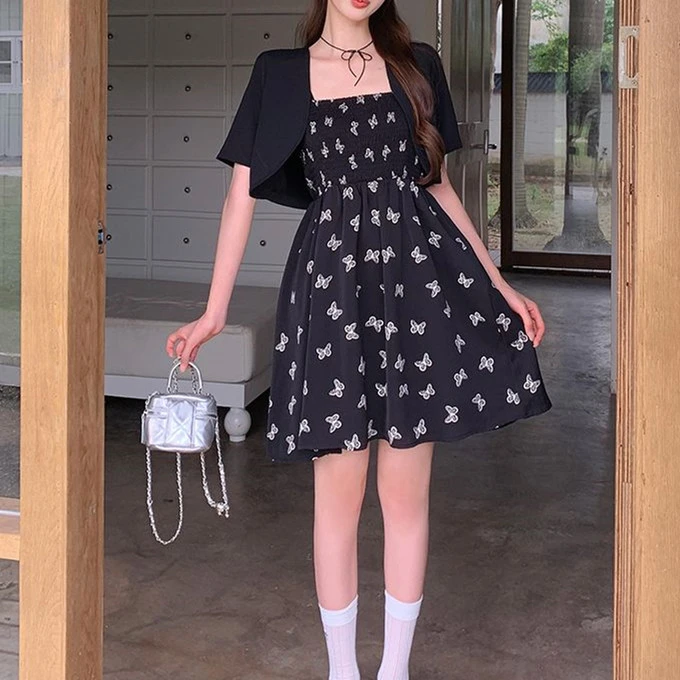 性感短款褶皱吊带碎花连衣裙修身显瘦短外套夏季复古赫本风两件套