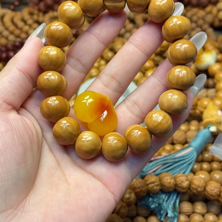 手串猴头核桃微瑕肌理屁桃加爱心