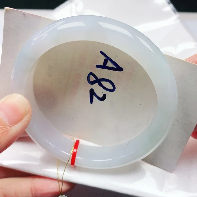 【闪购商品】翡翠手镯未镶嵌55.8圈