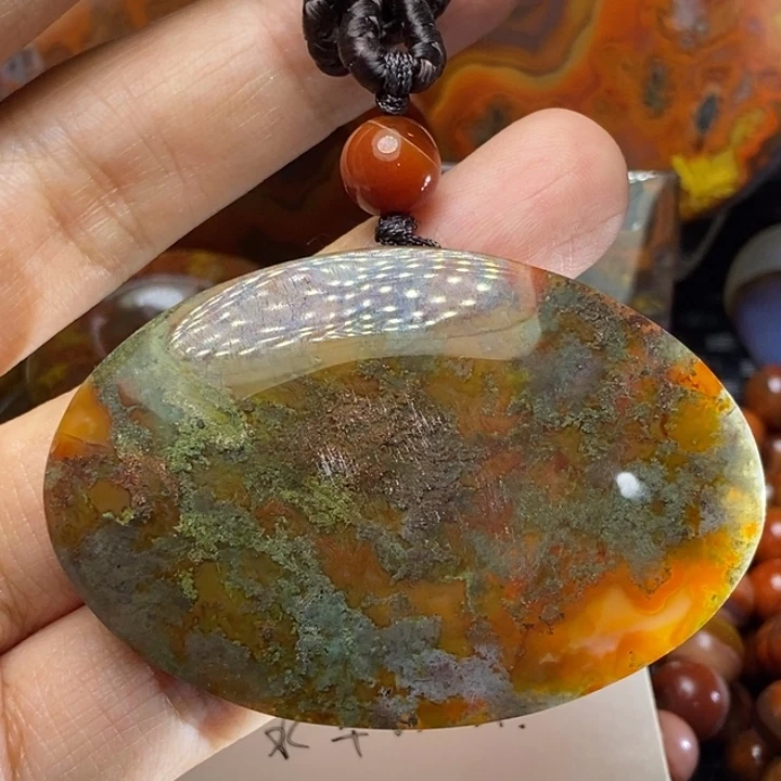 玛瑙/玉髓颈饰未镶嵌