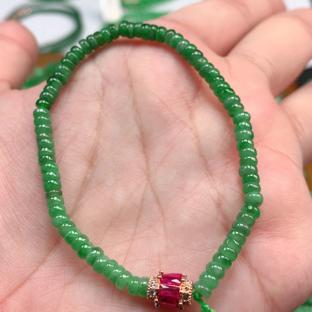 翡翠手链未镶嵌翡翠