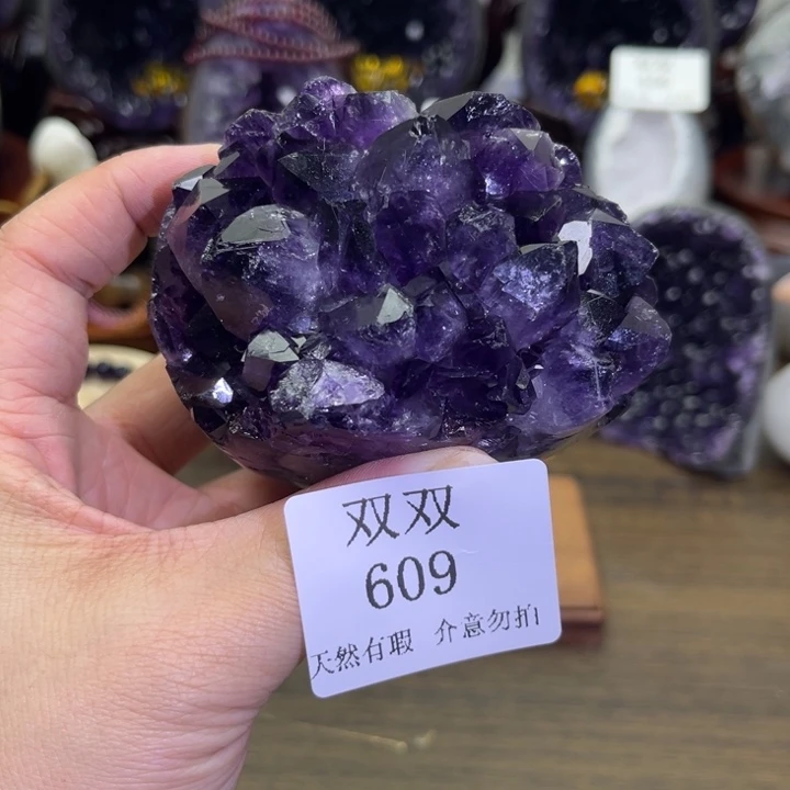 水晶大型摆件（非配饰）未镶嵌
