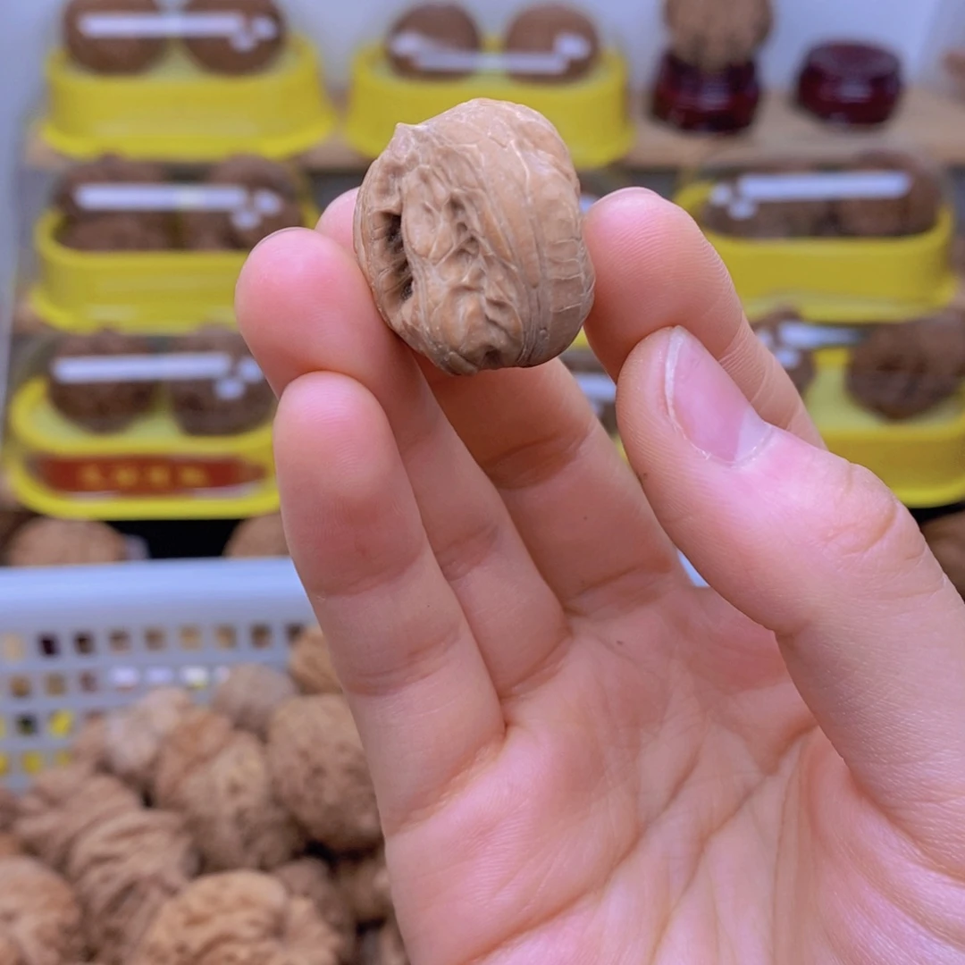 把件文玩核桃?异形核桃