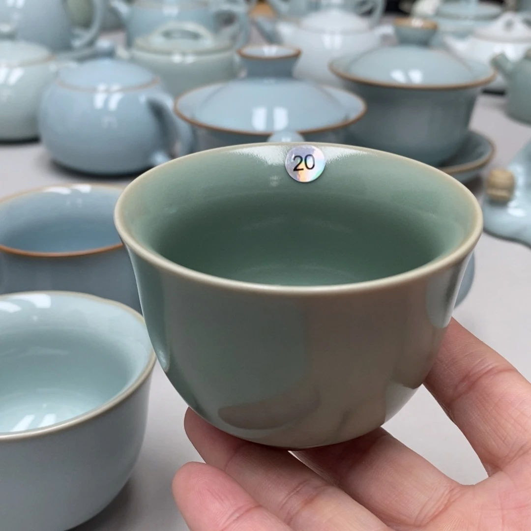 泓**管微瑕仿古铃铛杯20无礼盒
