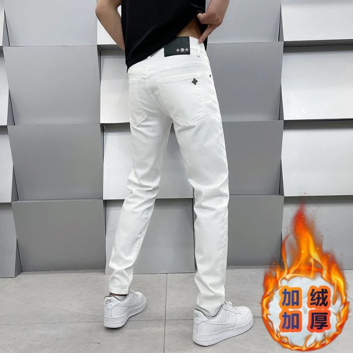 高级感轻奢男士白色牛仔裤冬季新款加绒加厚修身小脚网红牛仔男裤