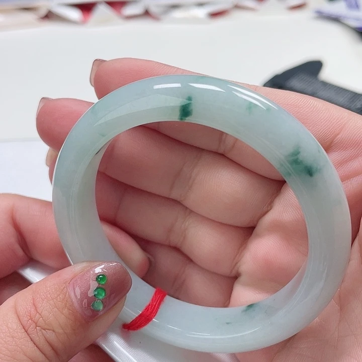 翡翠手镯未镶嵌缅甸翡翠手镯57圈