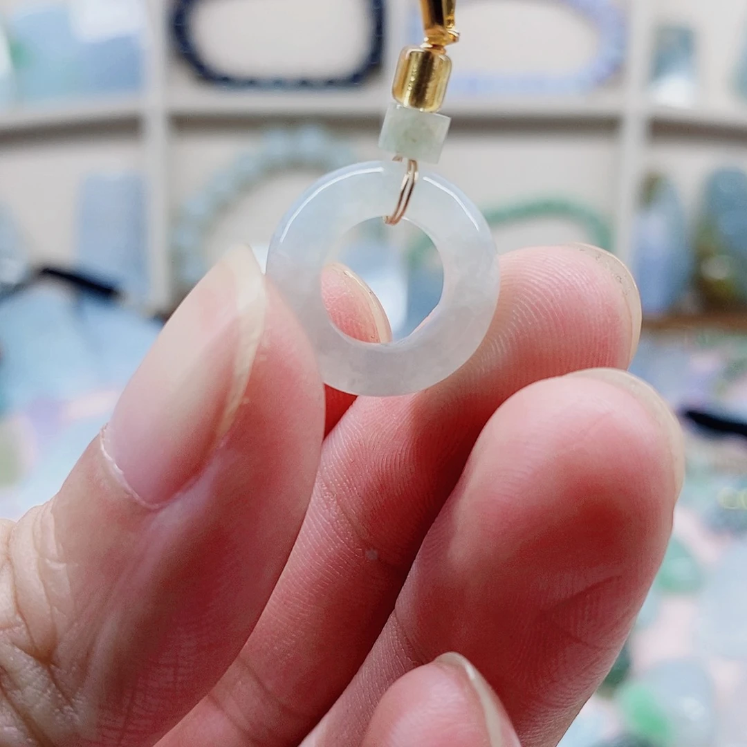 吊坠(不含链)未镶嵌翡翠天然