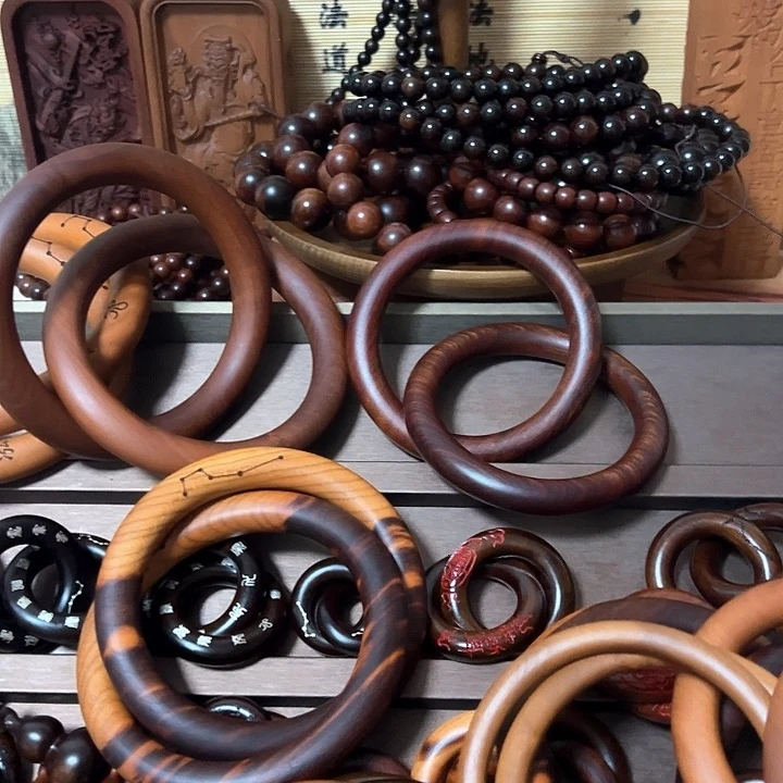 浮***丶80内径枣木乾坤圈不退不换