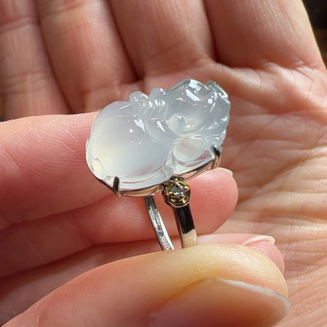 18K金镶嵌戒指翡翠缅料天然翡翠A货