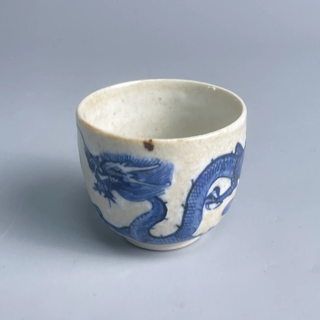 lot23.清道光哥釉青花龙纹杯-M25EN000B76