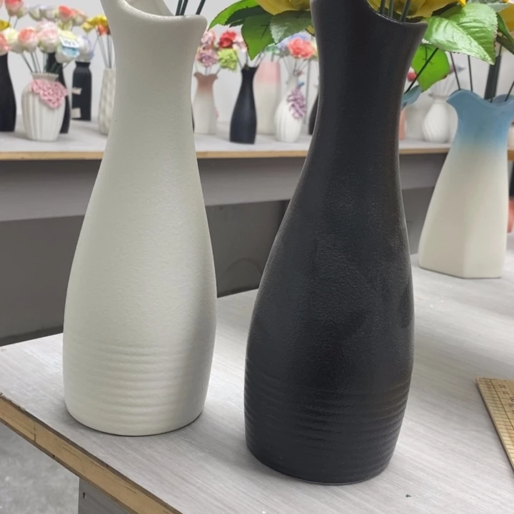 陶瓷陶瓷材料花瓶颜色自己备注