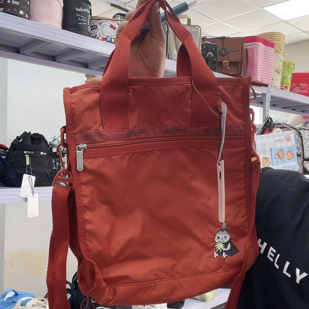 PU化妆包等各种产品的
