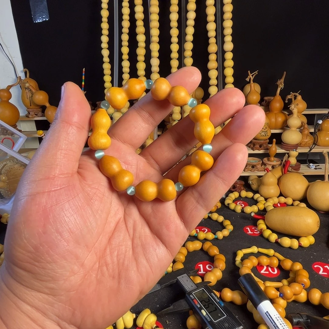 用****02.5/2.6八宝葫芦手串