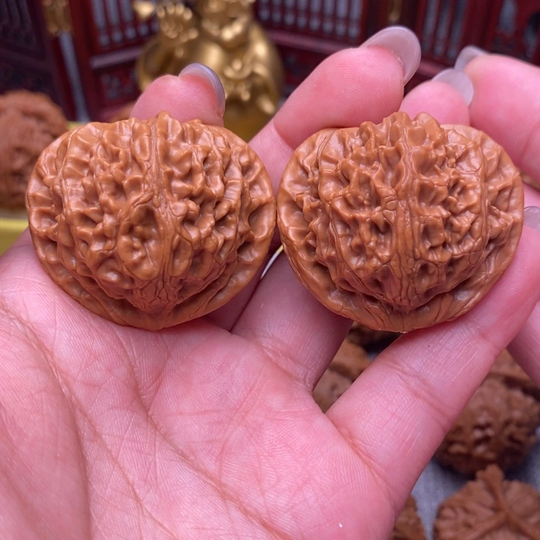文玩核桃把件红皮桃心宫灯41全品