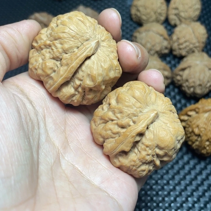 把件文玩核桃蛤蟆一根筋