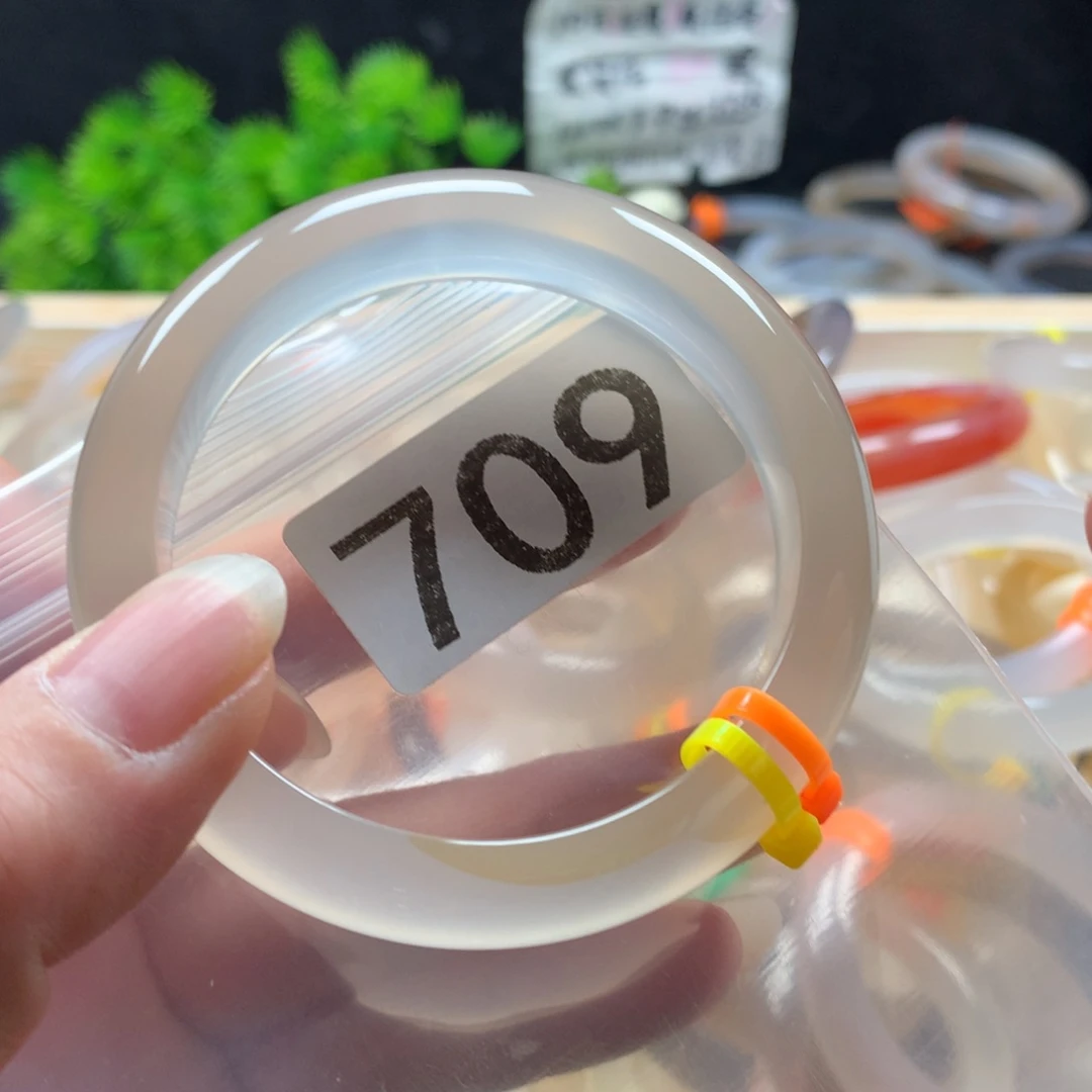 玛瑙/玉髓手镯未镶嵌