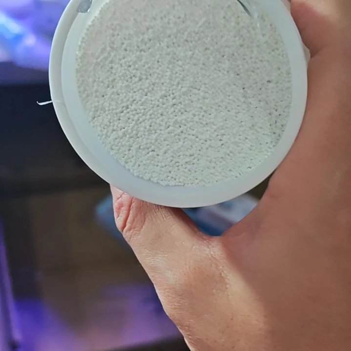 海水鱼黑蜗牛蛋白棉，300克500毫升送网兜。