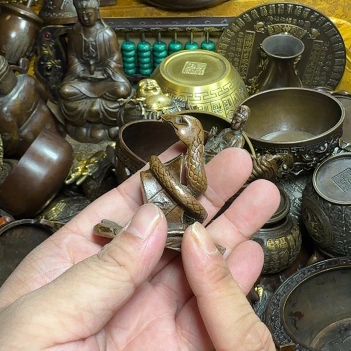 铜器摆件收收藏藏