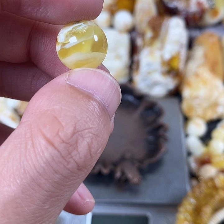 琥珀未镶嵌裸石我