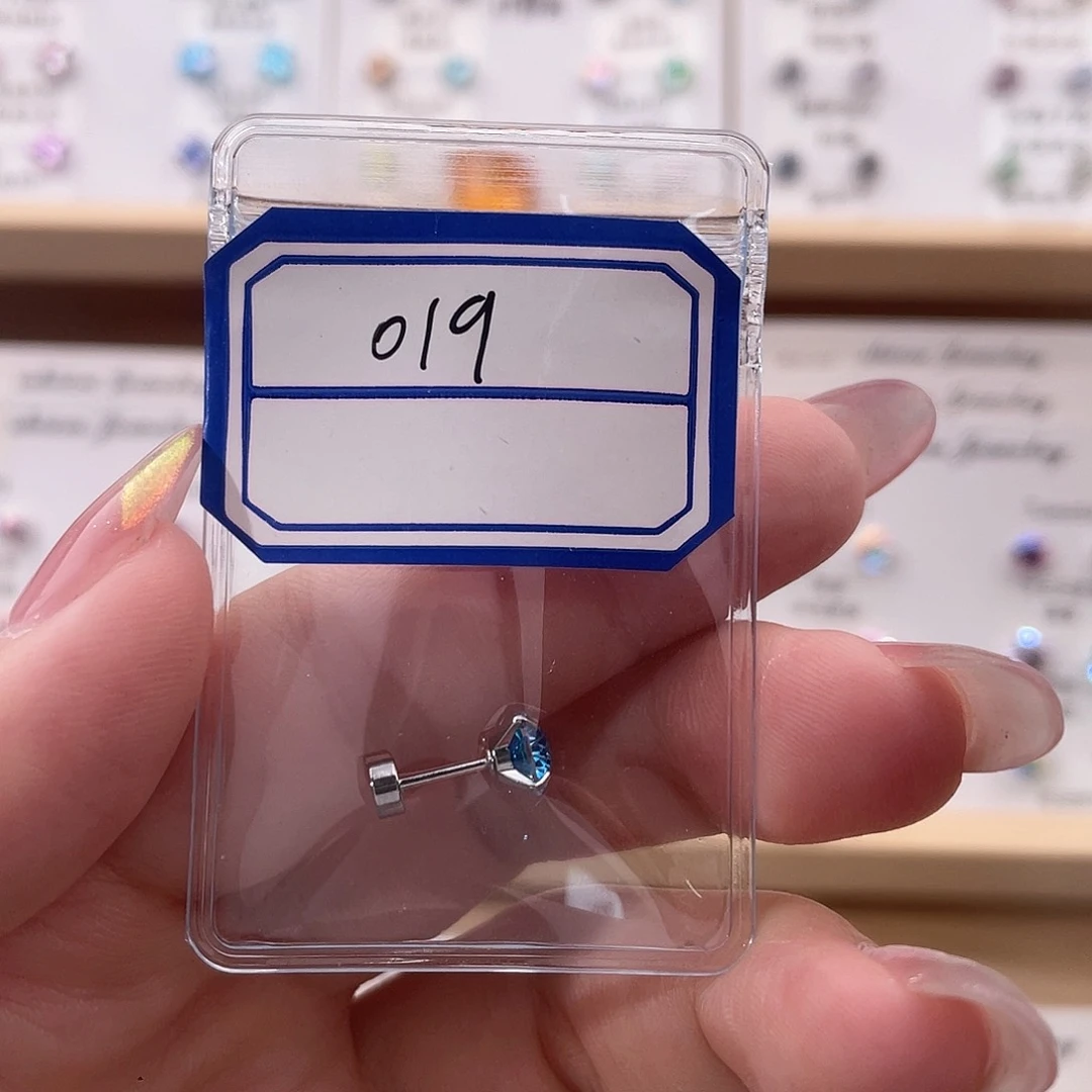 钛钢锆石其他（人造材质）宁*礼