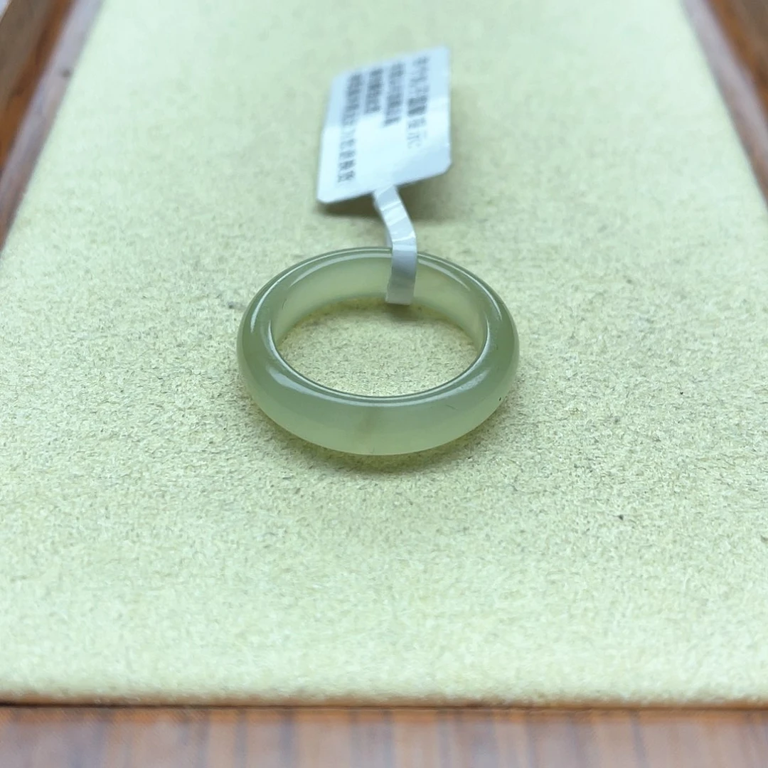 未镶嵌戒指和田玉55蜂蜜水圆切10-11号