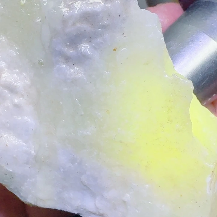 和田玉未镶嵌珠宝半成品