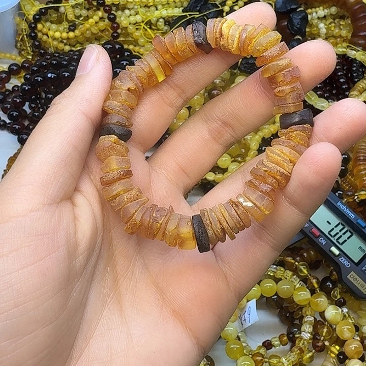 琥珀未镶嵌珠宝奇石