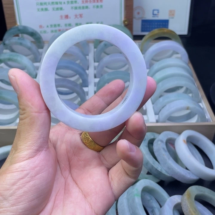 晓***霞定制翡翠未镶嵌圆条