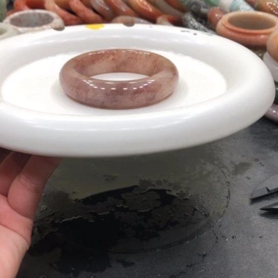 石英质玉38未镶嵌手镯金属色